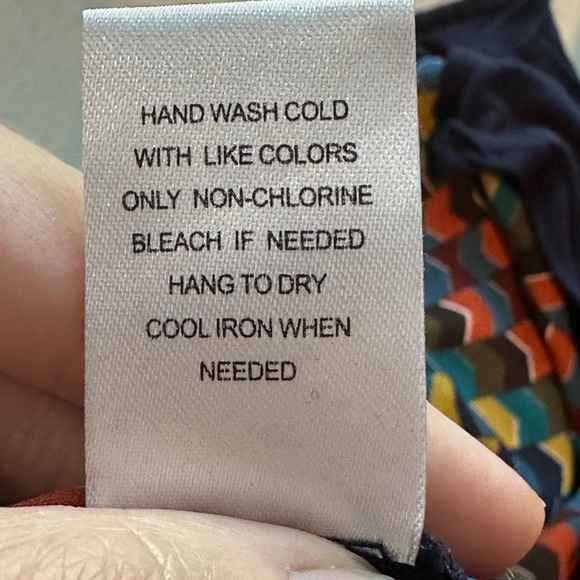 DR2 Multi-Color Blouse - Picture 8 of 8